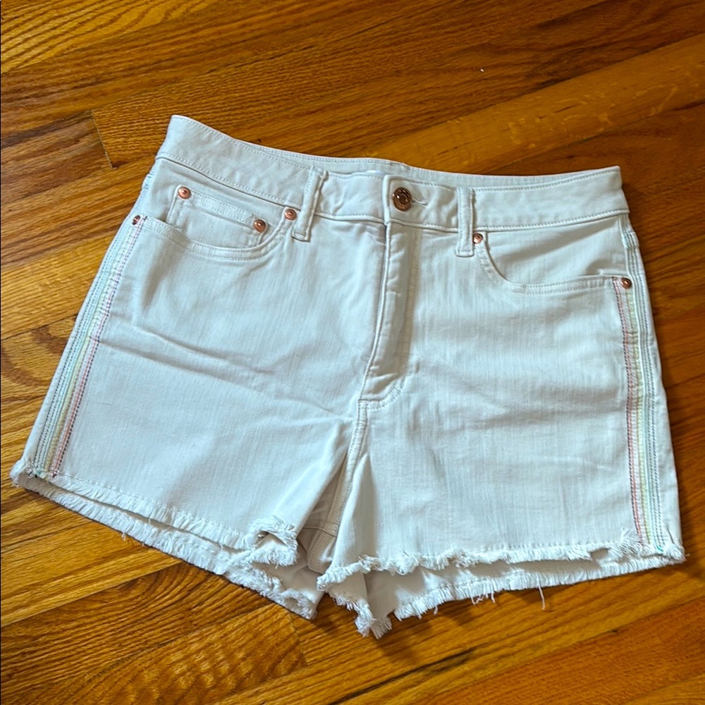 LC Cream Jean Shorts with Colored Side Stitching and Frayed Hem